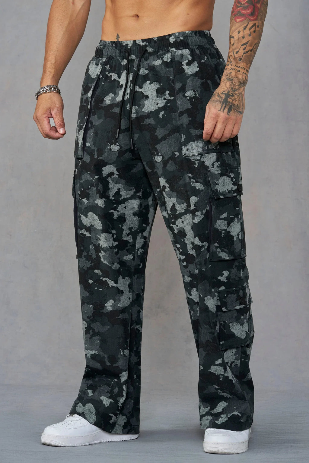 YoungLA Baggy Gym Cargo