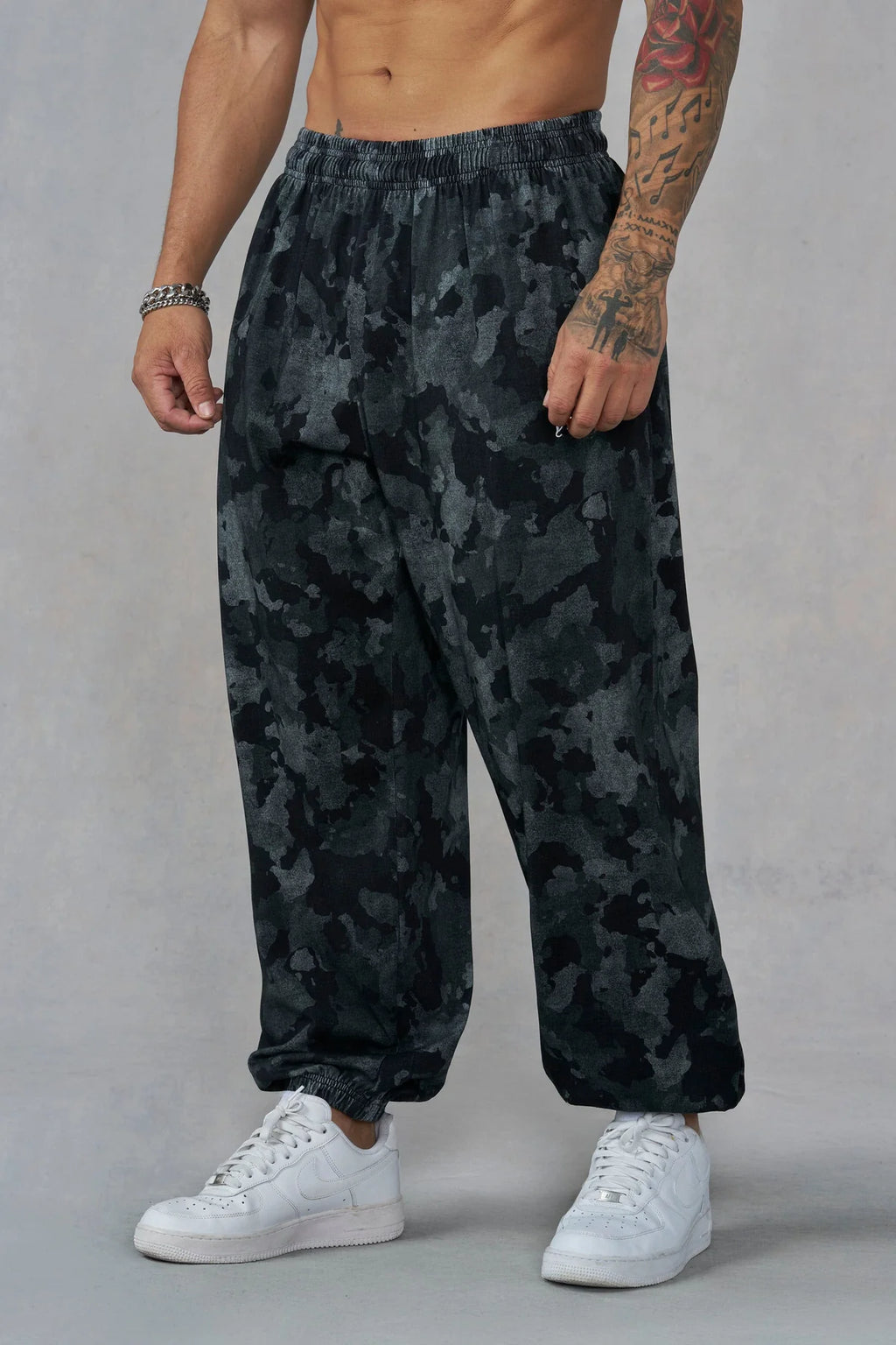 YoungLA Camo Pump Cover Jogger