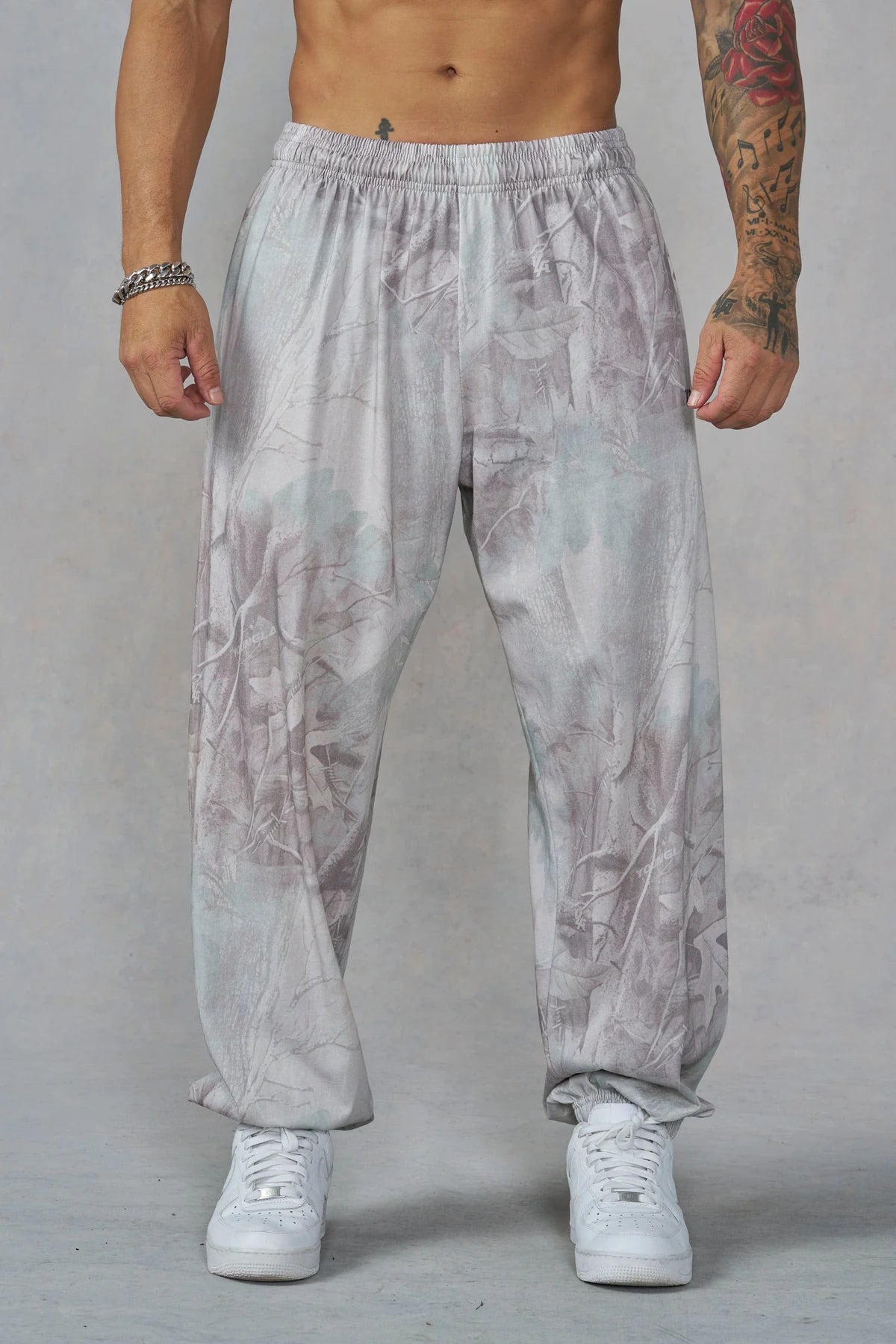 YoungLA Camo Pump Cover Jogger