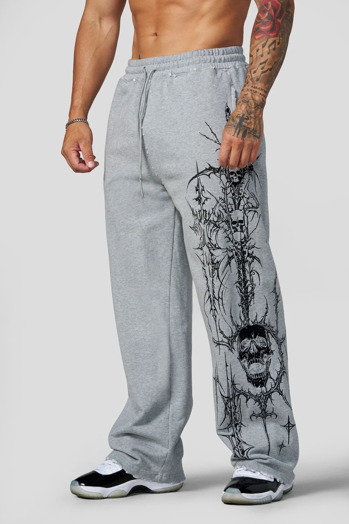 Eternal Embroidered Sweats Youngla grey