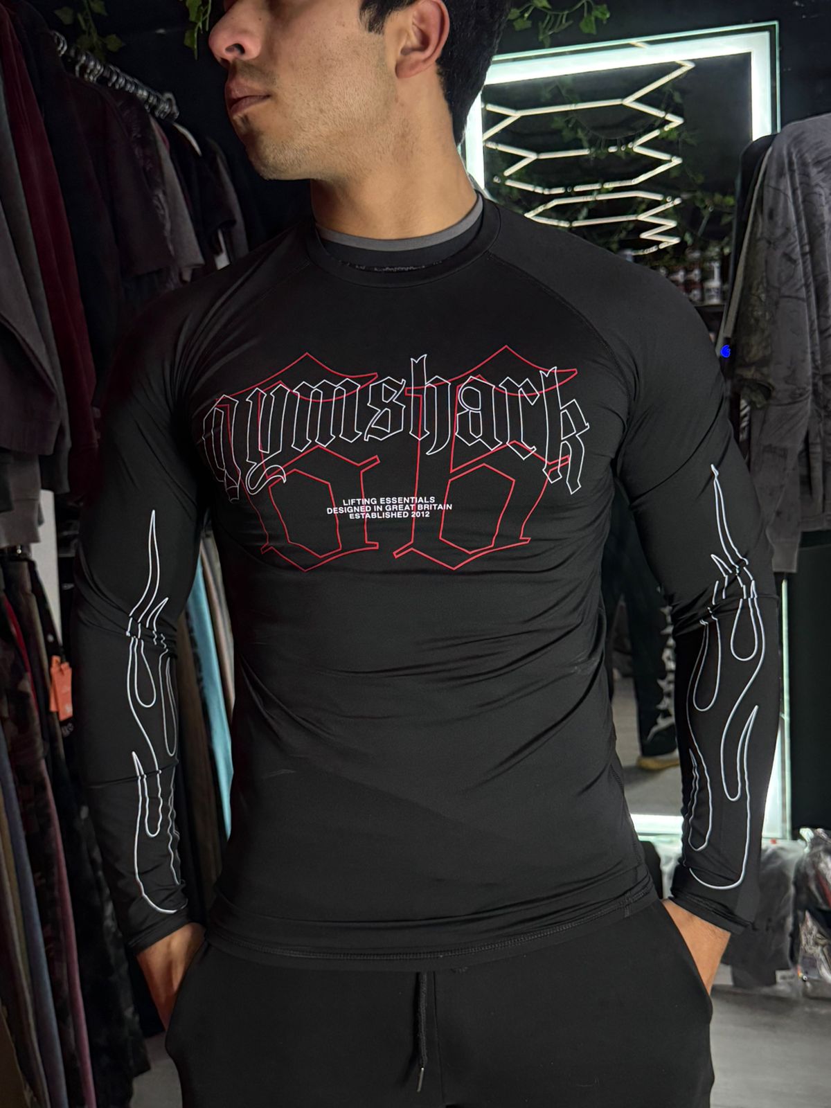 GymShark Outline Graphic Compression