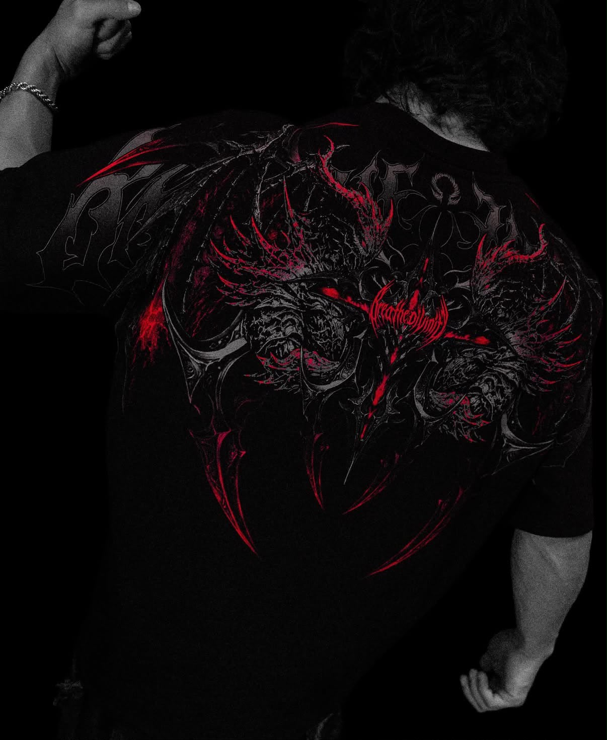 shadow monarch oversized t-shirt roja