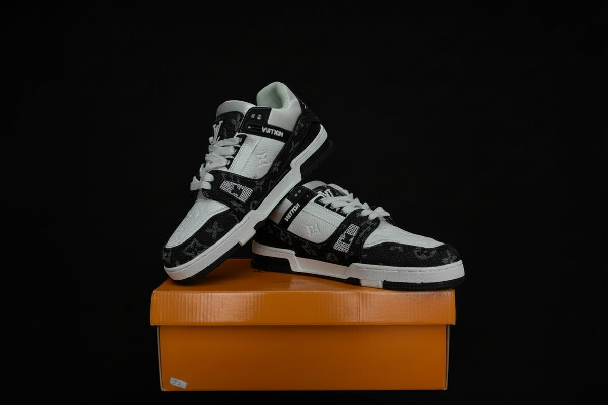 LV Trainer Black/White G5