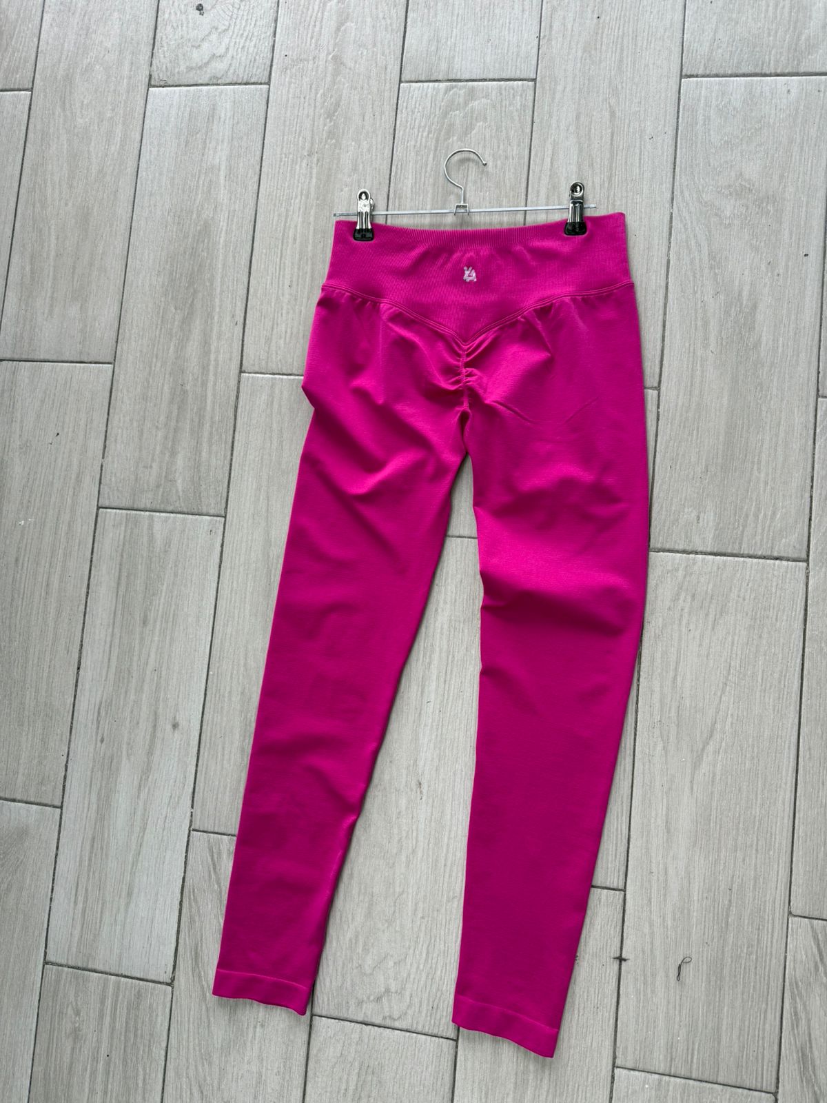 YoungLA Leggings Logo