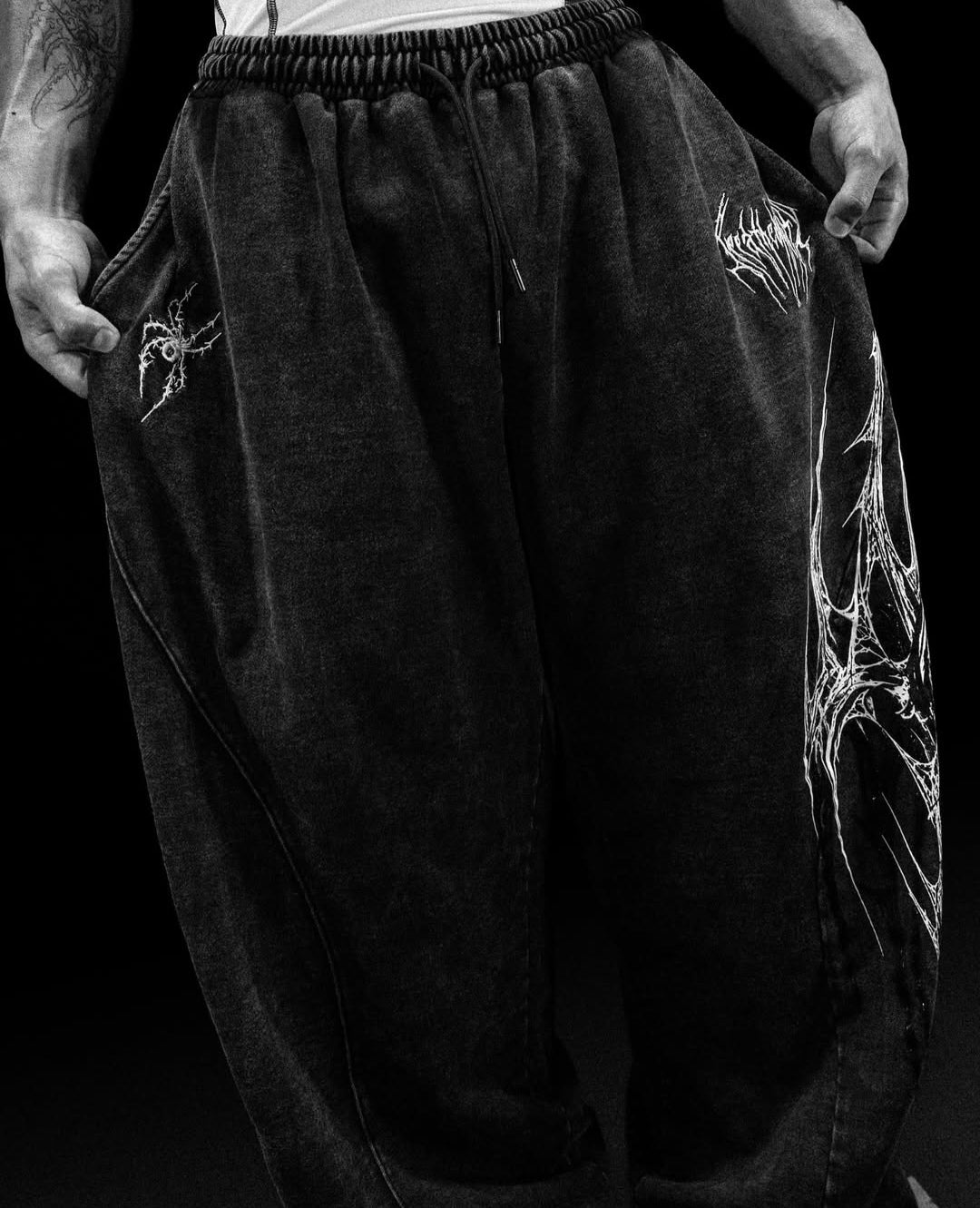 Breathedivinity Webbed Venom Texture UnCuffed Sweatpants Grey