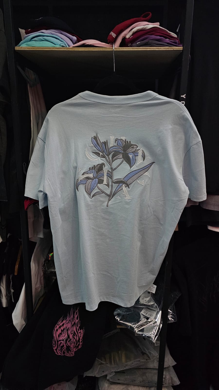 YoungLA Tee Flower Text