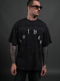 DarcSports Studded Wolves Pyramid PremiumOversized Tee in Black Thorn Paisley