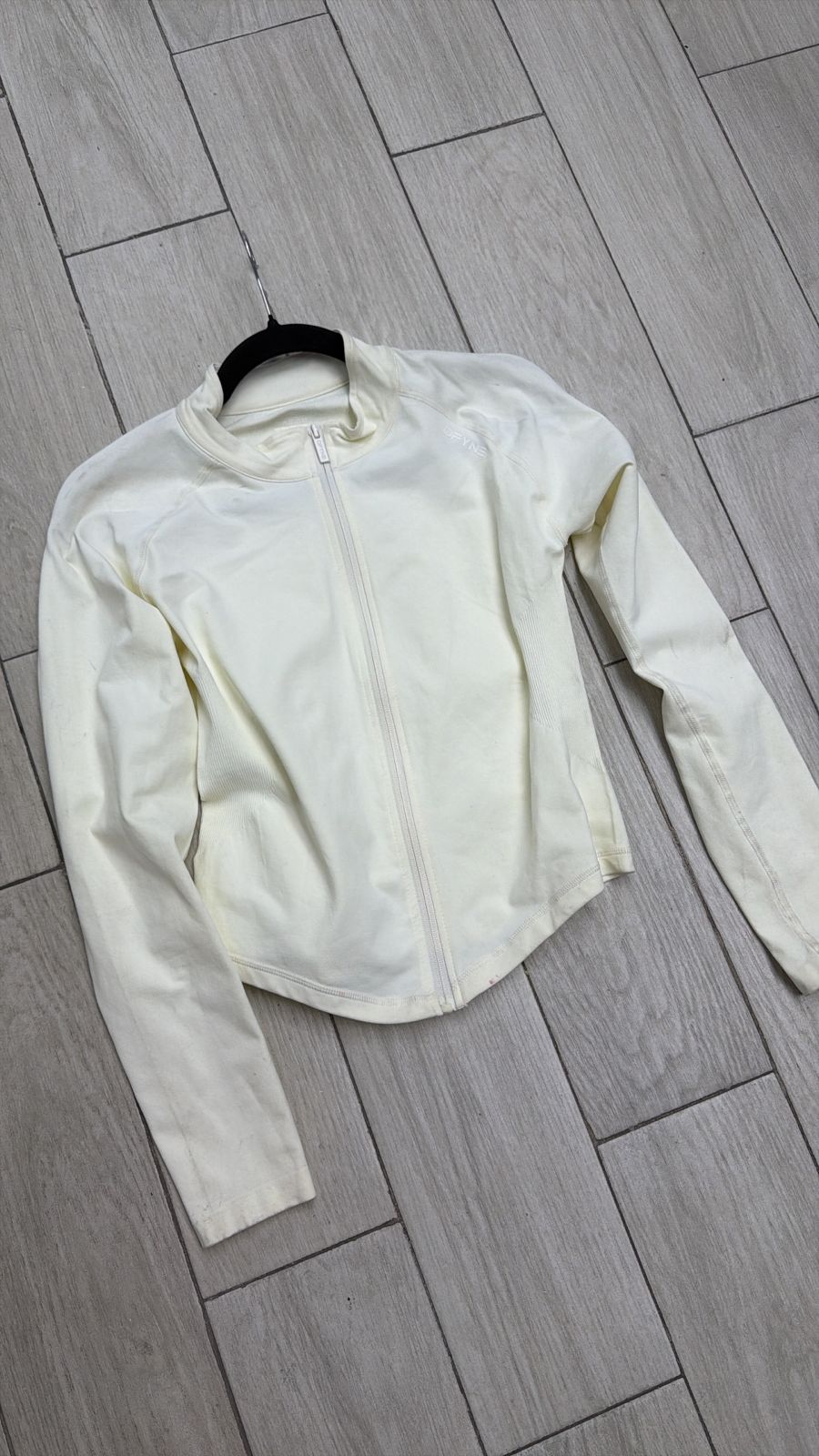 DFYNE Dynamic Zippy Blanca